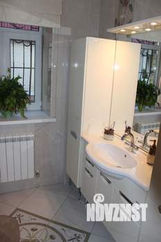 Коттедж 420м², 3-этажный, участок 6 сот.  