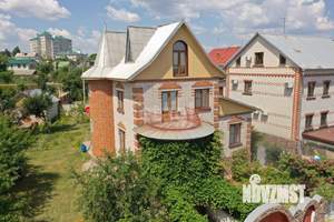 Дом 326м², 3-этажный, участок 8 сот.  