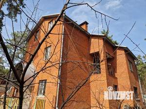 Дом 340м², 2-этажный, участок 10 сот.  