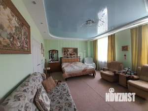 Дом 336м², 3-этажный, участок 5 сот.  