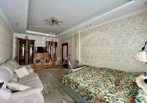 Дом 254м², 2-этажный, участок 3 сот.  