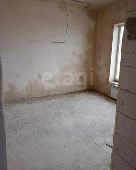 Дом 61м², 2-этажный, участок 6 сот.  