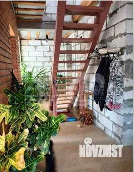 Дом 80м&sup2;, 2-этажный, участок 7 сот.  