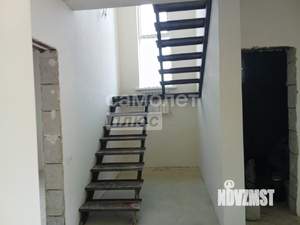 Дом 160м², 2-этажный, участок 6 сот.  