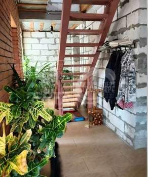 Дом 80м&sup2;, 2-этажный, участок 7 сот.  