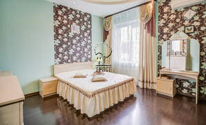 Дом 260м², 2-этажный, участок 10 сот.  