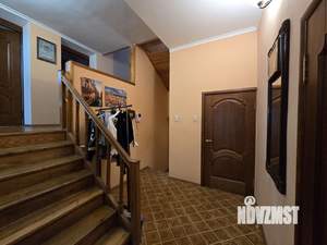Коттедж 309м², 3-этажный, участок 6 сот.  