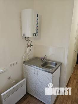 Дом 60м², 2-этажный, участок 6 сот.  