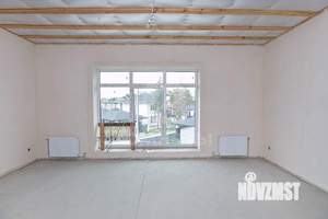 Таунхаус 268м², 3-этажный, участок 3 сот.  