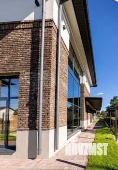 Дом 202м², 2-этажный, участок 4 сот.  