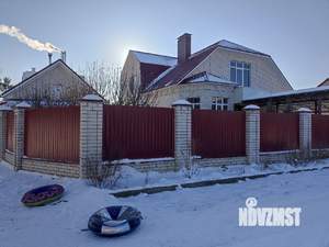Дом 242м², 2-этажный, участок 8 сот.  
