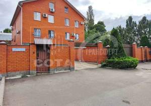 Дом 320м², 3-этажный, участок 4 сот.  