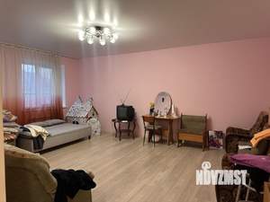 Дом 263м², 3-этажный, участок 6 сот.  