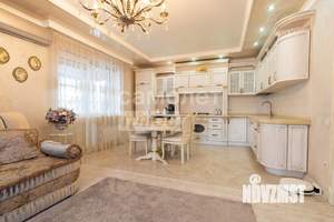 Коттедж 164м², 2-этажный, участок 6 сот.  