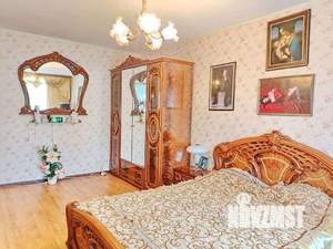 Коттедж 210м², 2-этажный, участок 10 сот.  