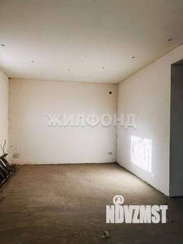 Коттедж 467м², 3-этажный, участок 3 сот.  