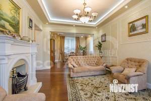 Коттедж 320м², 4-этажный, участок 6 сот.  