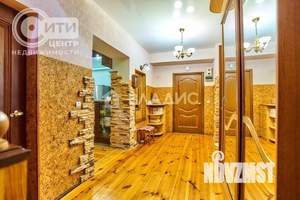 Дом 235м², 2-этажный, участок 7 сот.  