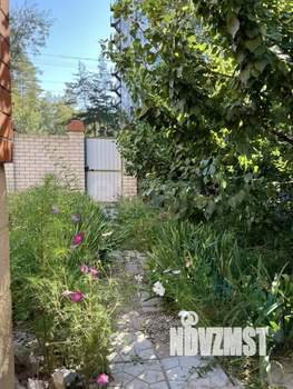 Дом 230м&sup2;, 3-этажный, участок 2 сот.  