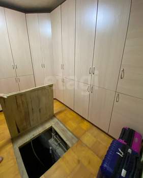 Дом 284м², 2-этажный, участок 10 сот.  