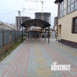 Дом 240м², 2-этажный, участок 8 сот.  