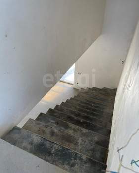 Дом 350м², 3-этажный, участок 7 сот.  