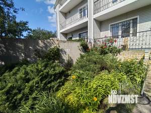 Коттедж 241м², 3-этажный, участок 4 сот.  