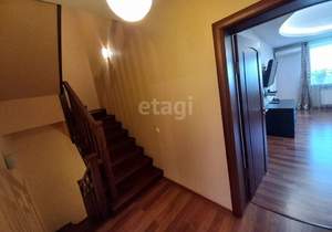 Дом 220м², 2-этажный, участок 4 сот.  