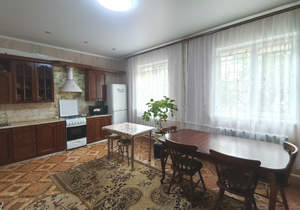 Дом 150м², 2-этажный, участок 3 сот.  