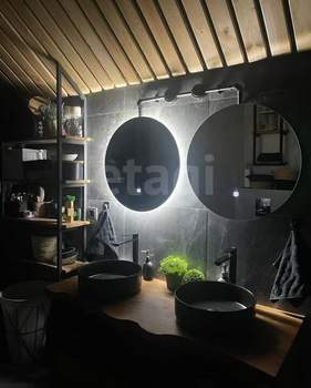 Дом 335м², 3-этажный, участок 6 сот.  