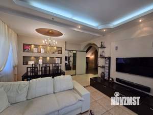 Коттедж 264м², 3-этажный, участок 4 сот.  