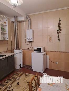Дом 190м², 2-этажный, участок 6 сот.  