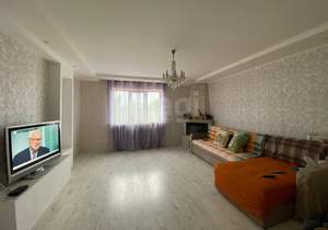 Дом 284м², 2-этажный, участок 10 сот.  
