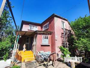 Дом 150м², 2-этажный, участок 6 сот.  