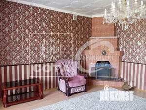 Дом 284м², 2-этажный, участок 10 сот.  