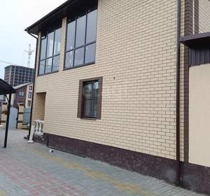 Дом 240м², 2-этажный, участок 8 сот.  