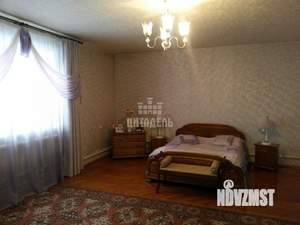Коттедж 398м², 3-этажный, участок 6 сот.  