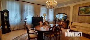 Коттедж 350м², 2-этажный, участок 5 сот.  