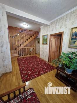 Дом 340м², 2-этажный, участок 10 сот.  