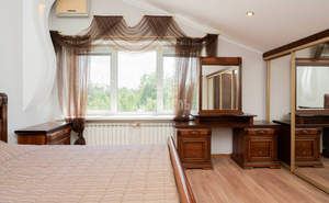 Дом 266м², 3-этажный, участок 8 сот.  