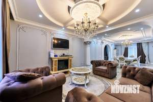 Дом 317м², 3-этажный, участок 16 сот.  