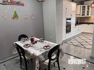 Таунхаус 271м², 3-этажный, участок 7 сот.  