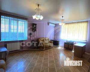 Коттедж 219м², 2-этажный, участок 6 сот.  