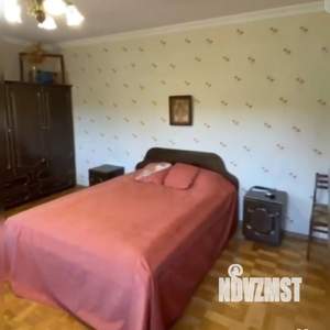 Дом 278м², 2-этажный, участок 6 сот.  