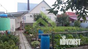 Коттедж 180м², 2-этажный, участок 8 сот.  