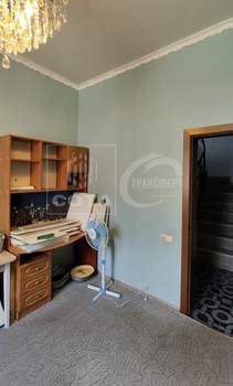 Дом 180м², 2-этажный, участок 4 сот.  