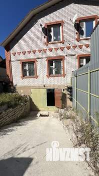 Дом 230м&sup2;, 3-этажный, участок 2 сот.  