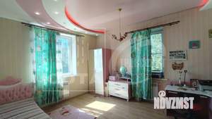 Коттедж 259м², 3-этажный, участок 7 сот.  