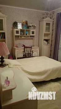 Дом 375м², 3-этажный, участок 10 сот.  