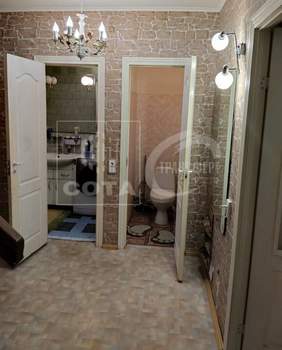 Дом 225м², 3-этажный, участок 10 сот.  